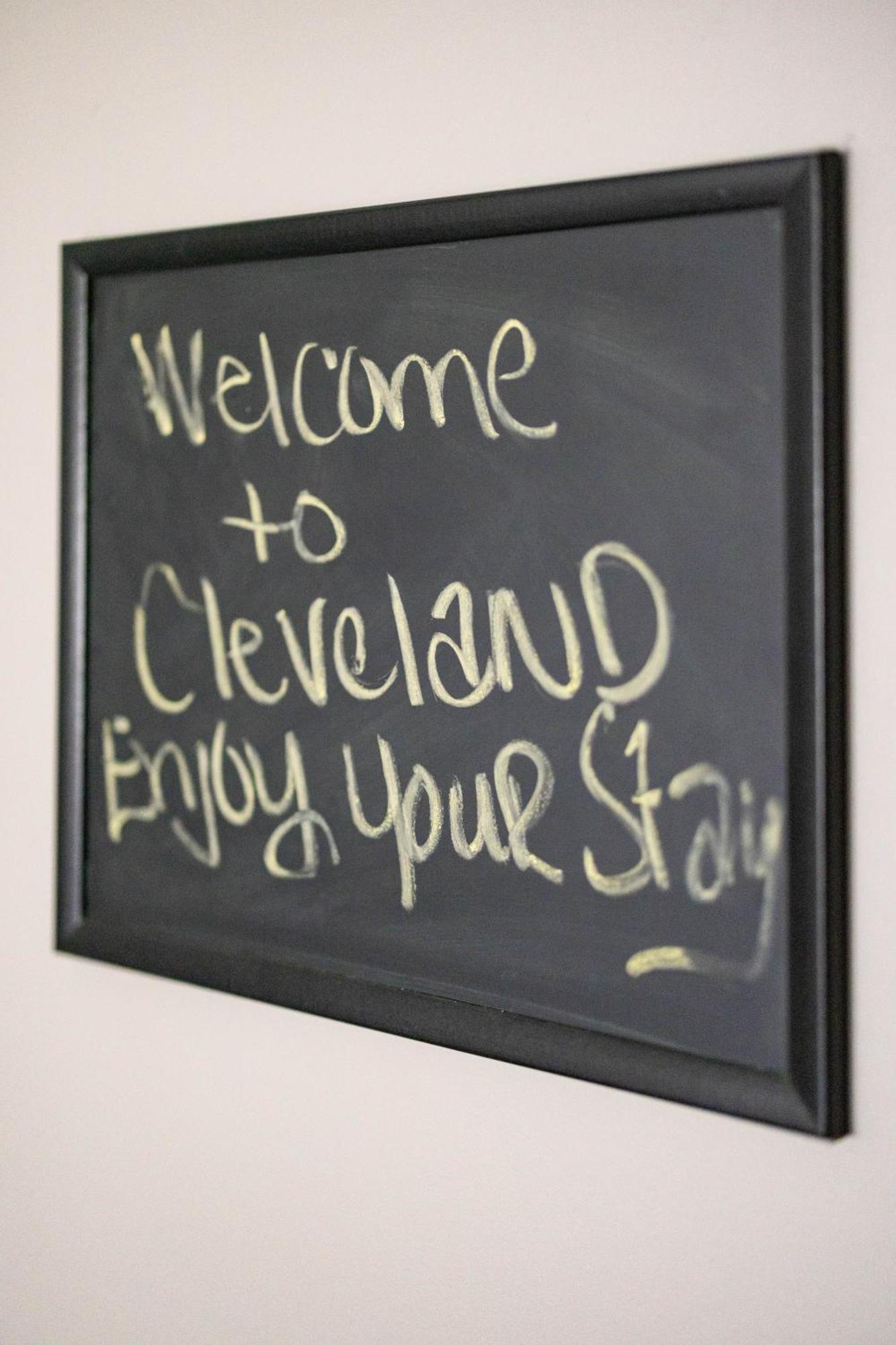 Luxury Downtown Townhome Unit 15 Cleveland Bagian luar foto